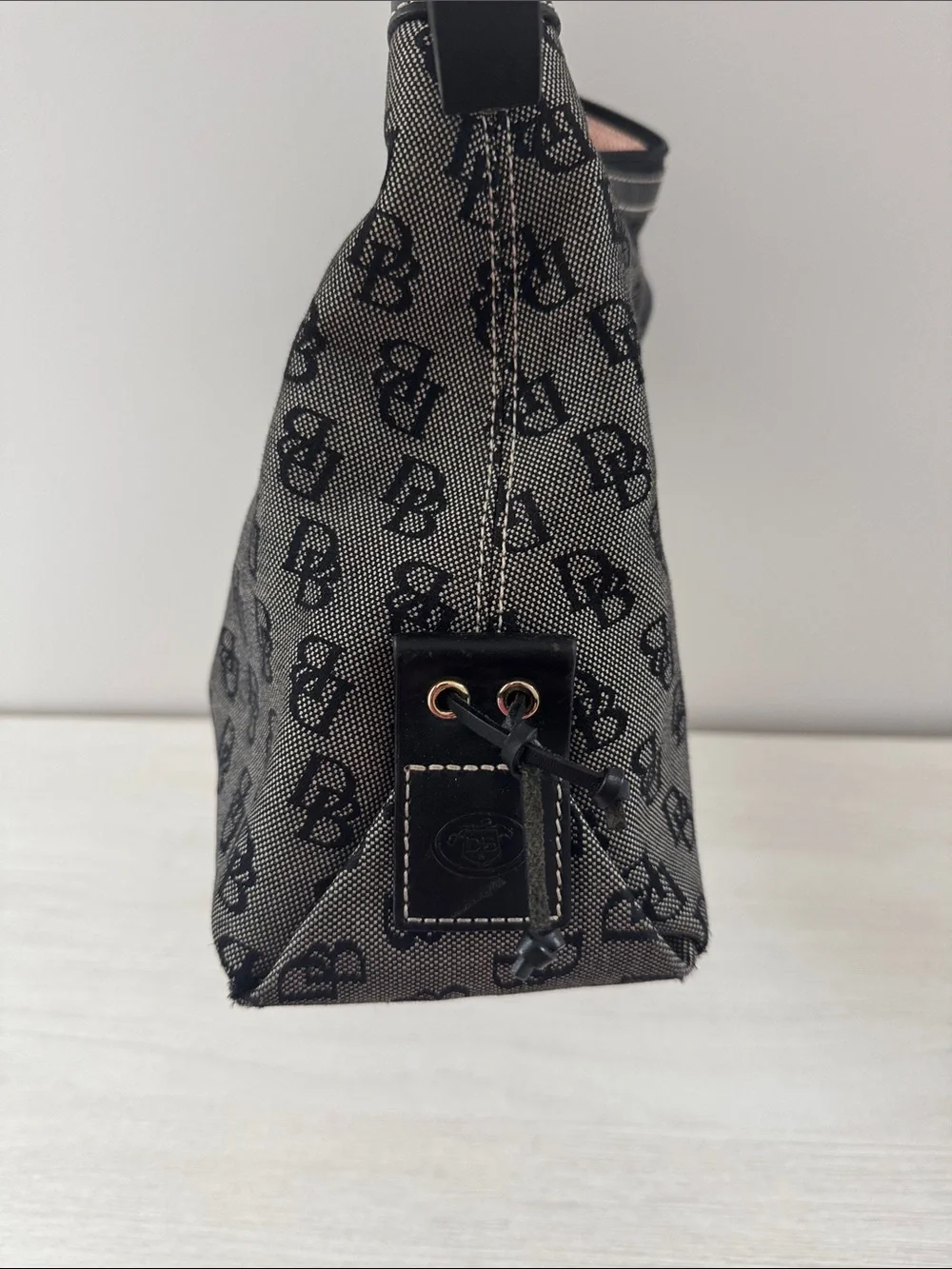 Dooney & Bourke Vintage Signature Logo East West Hobo Bag EUC